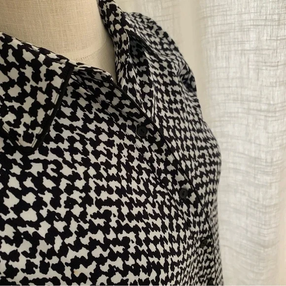 Theory Black White Houndstooth Button Down Blouse - Picture 5 of 7